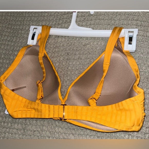 NWT, Shade & Shore Women’s Swim Top, Size 38D - Picture 5 of 7